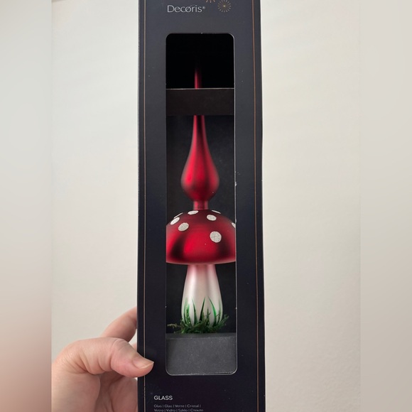 Glass Mushroom Tree Topper - Picture 7 of 7